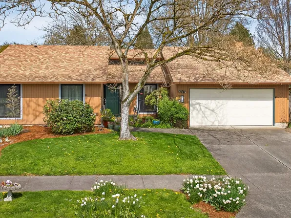 945 Willamina Ave, Forest Grove, OR 97116