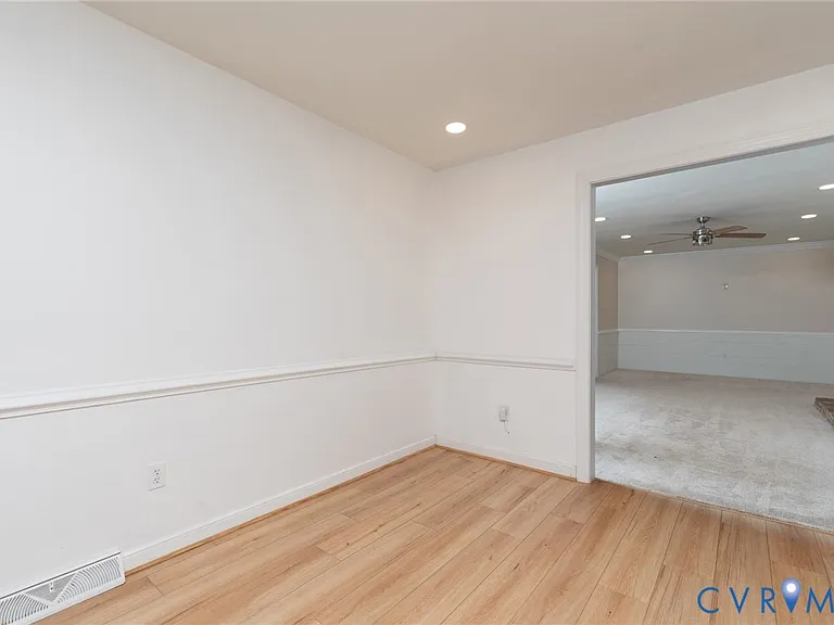 4329 Deertrail Dr — Photo 14