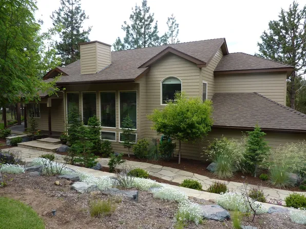 1930 NW Brogan, Bend, OR 97703