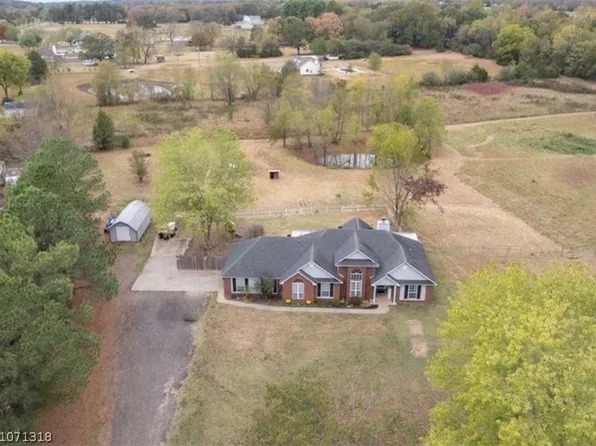 1017 Nickletown Rd, Greenwood, AR 72936