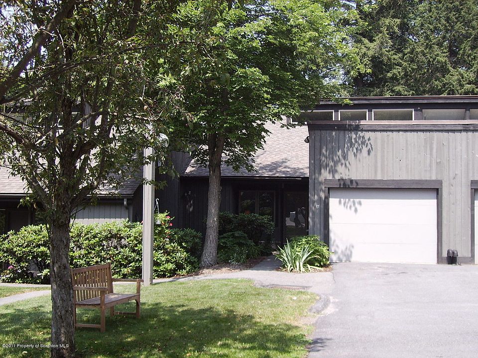 1st image of 17 Oakford Gln