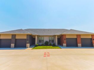 3037 W Cardinal St, Springfield, MO 65810