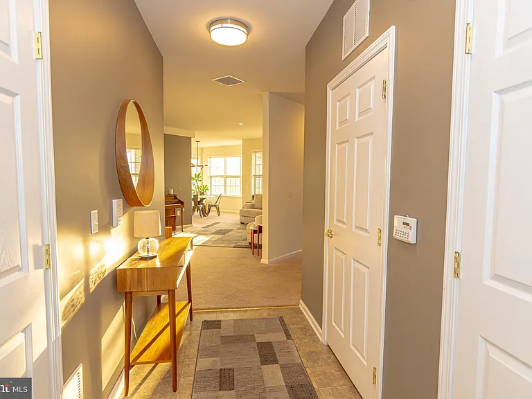 832 Timberlake Dr — Photo 3