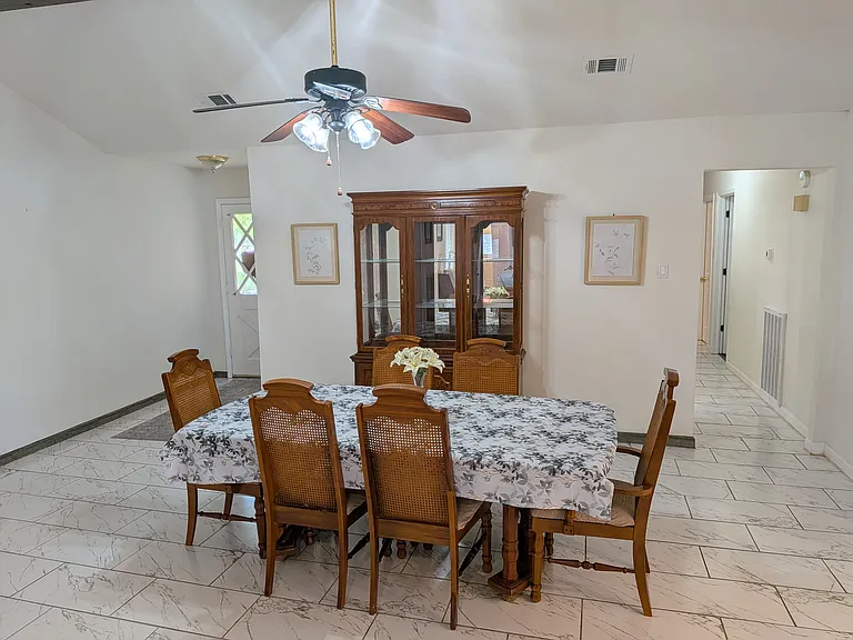 20257 Fieldtree Dr — Photo 5