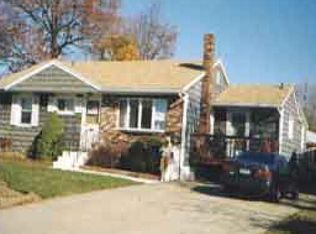 29 Checkpoint Ln, West Haven, CT 06516