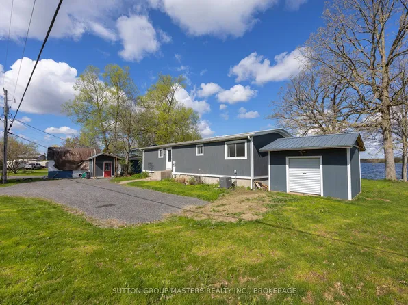 800 Natureshores Ln #14, Kingston, ON K7L 4V3