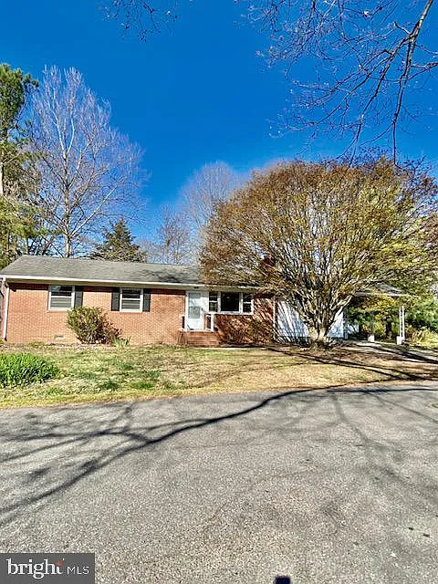 3 bed, 2.5 bath, 1144 sqft, $2,175 — Photo 1