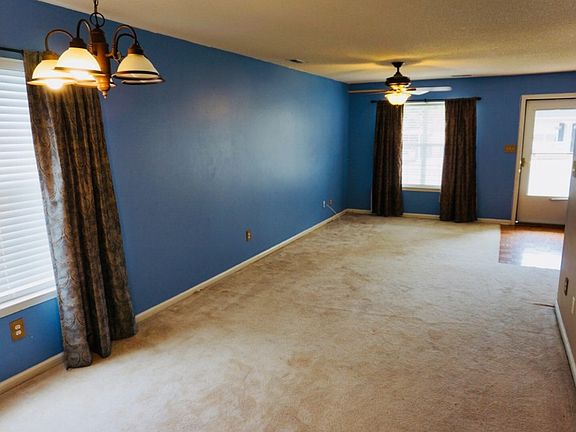 4th image of 313 Tylers Way