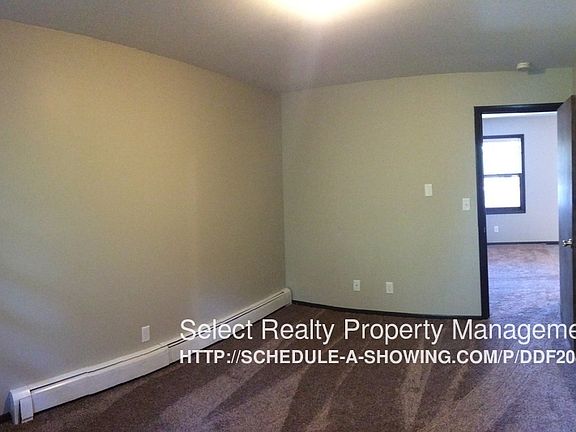 5th image of 701 Grove St