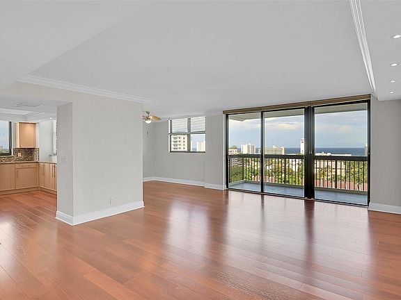 3rd image of 2900 NE 14th Street Causeway #1005