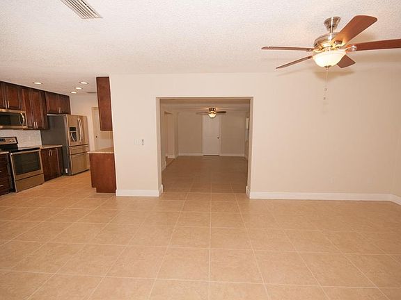 5th image of 254 Kenlake Dr