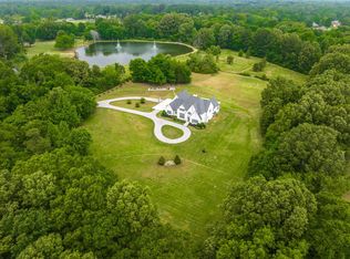 55 E Old State Line Dr, Collierville, TN 38017