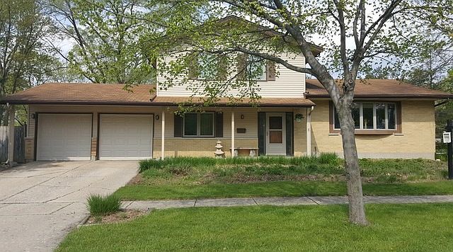 1st image of 44 S Patricia Ln