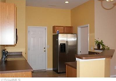 4th image of 3704 Peterford Dr