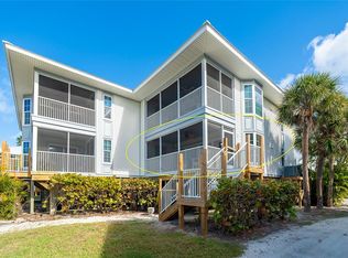 7446 Palm Island Dr Building 35, Placida, FL 33946