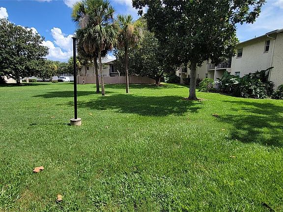 2nd image of 1902 Honour Rd APT 22