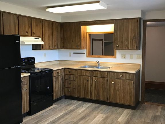 2nd image of 115 Phelps Farm Cir