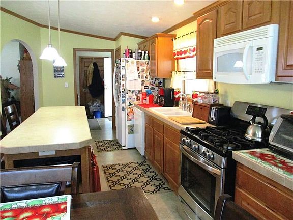 4th image of 6306 Whispering Woods Dr