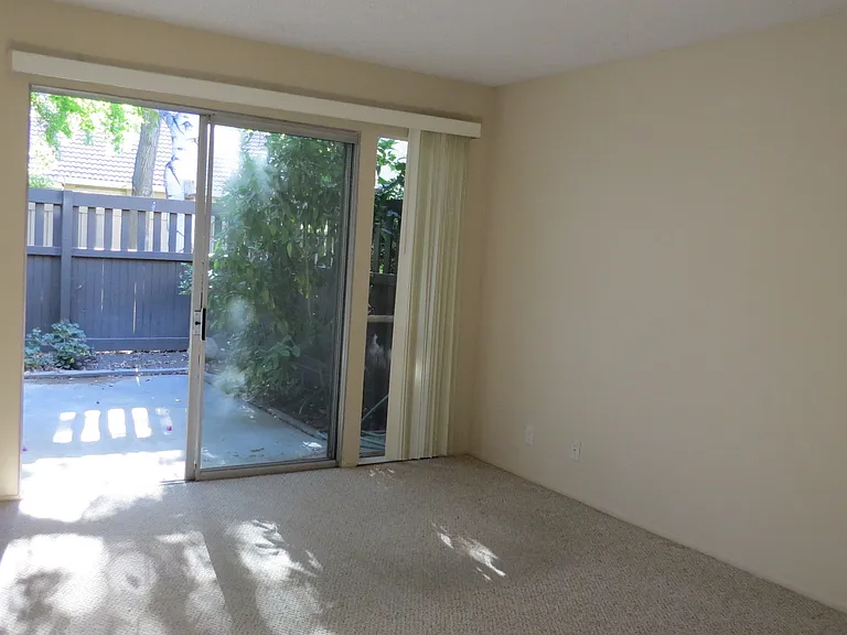 1846 Pomar Way — Photo 2