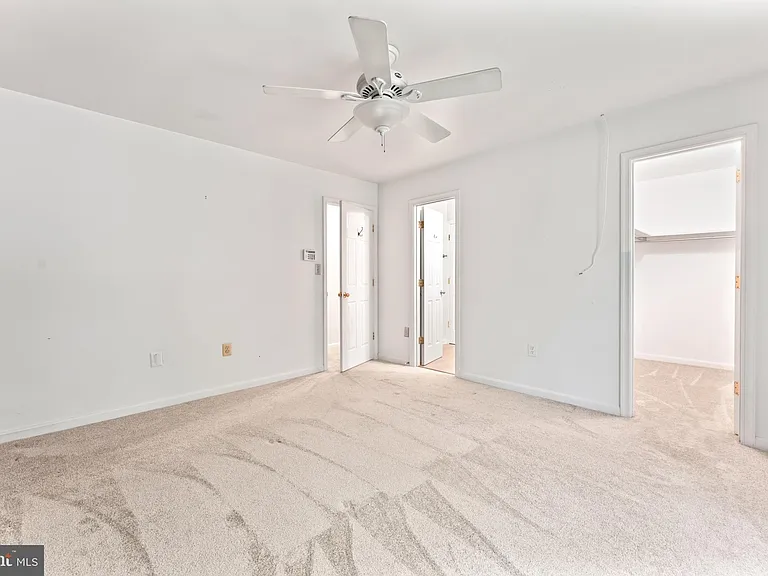 12820 Lake Wilderness Ln — Photo 14