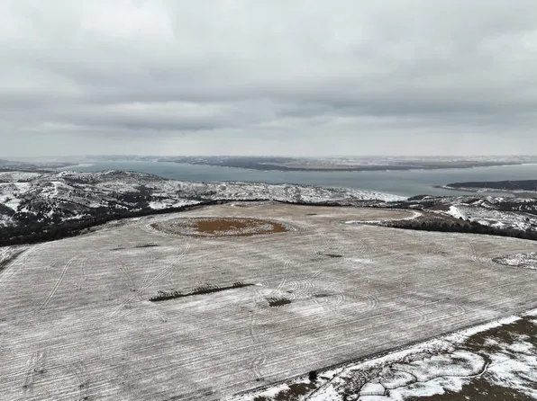 Lindley Township Hwy, Fairfax, SD 57335