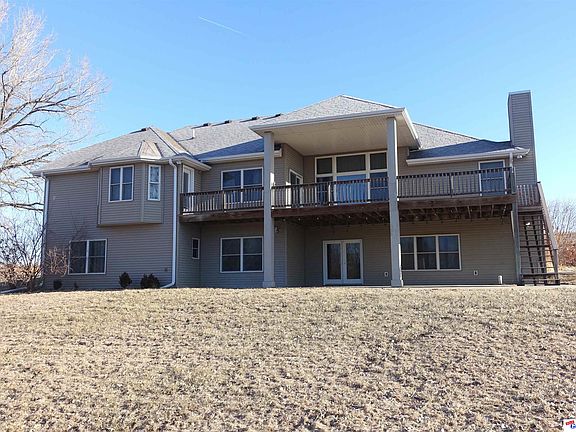 3rd image of 729 Arneal Rd