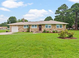 101 Barcroft Dr, Smithfield, VA 23430