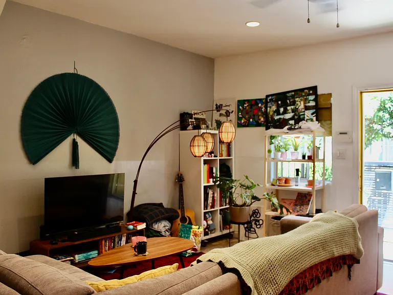 219 Columbia Pl #219 — Photo 9