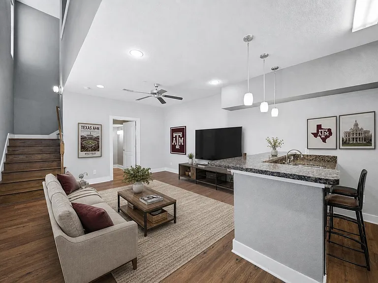 Northgate Proper — Photo 30