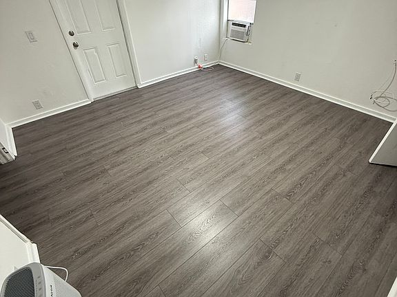 3rd image of 23078 Watergate Cir Unit 1