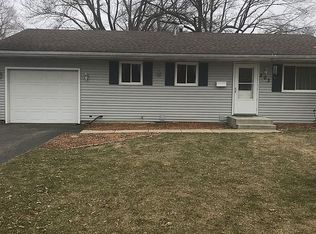 203 E Edgelawn Dr, Plano, IL 60545