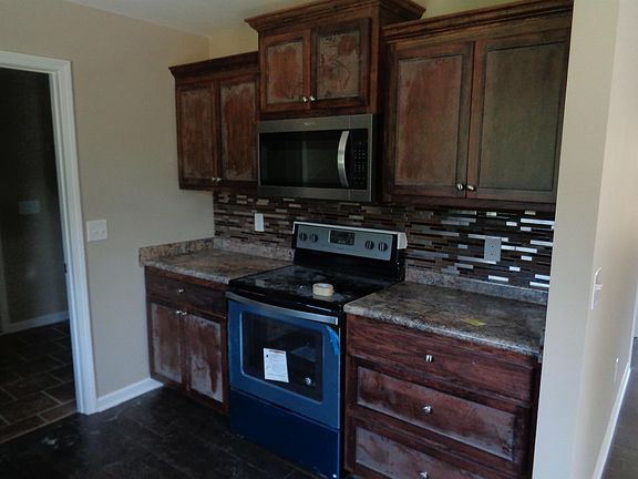 5th image of 49 Rebecca Ln Lot 33