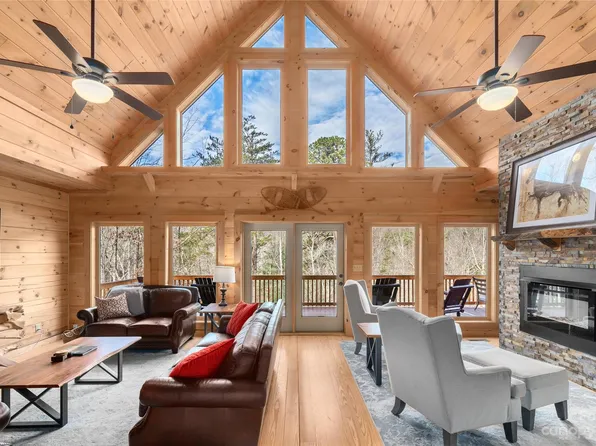 210 S Fork Dr, Lake Lure, NC 28746