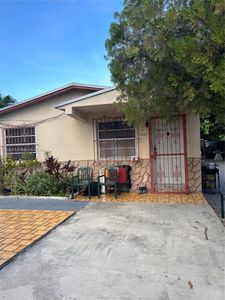 1521 W 7th Ave, Hialeah, FL, 33010