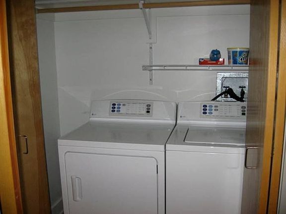 5th image of 725 W 16th St #C1