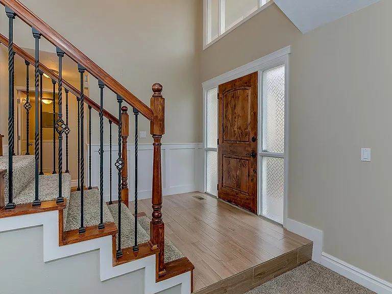 1025 N Eagle Hills Way — Photo 7