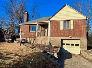838 W Galbraith Rd, Cincinnati, OH 45231