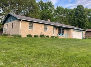 1737 Brer Rabbit Dr, Greenwood, IN 46143