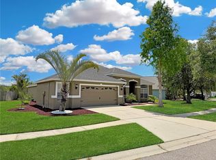 6817 Cromwell Garden Dr, Apollo Beach, FL 33572