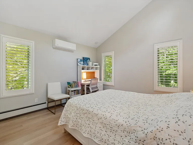 43 Highlands Dr — Photo 13