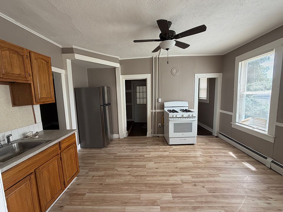 1st image of 310 Maple St