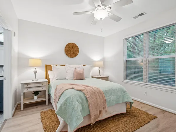 400 Bucksley Ln Unit 112, Daniel Island, SC 29492