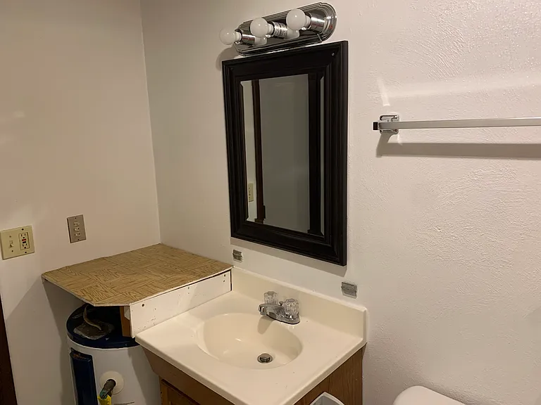 1 bed, 1.0 bath, 530 sqft, $700 — Photo 9