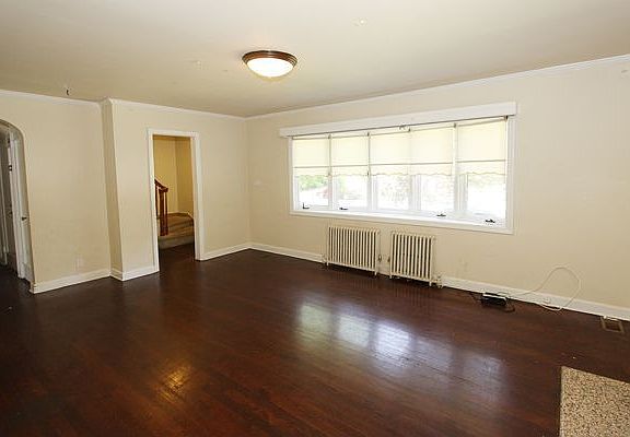 4th image of 5 Circle Dr