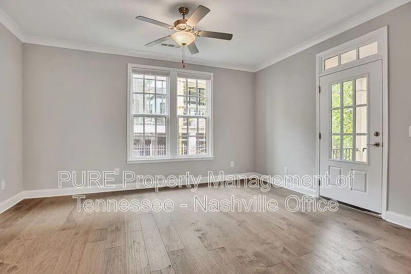 2 bed, 2.5 bath, 1398 sqft, $2,750 — Photo 2
