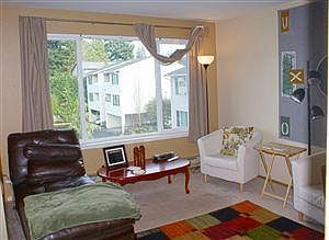 3rd image of 20301 19th Ave NE APT 421