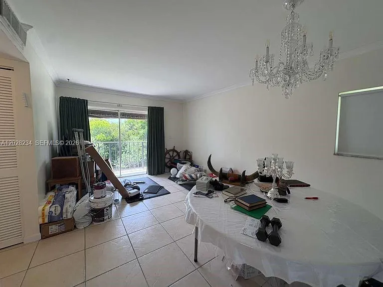 1141 Lake Victoria Dr #F — Photo 6