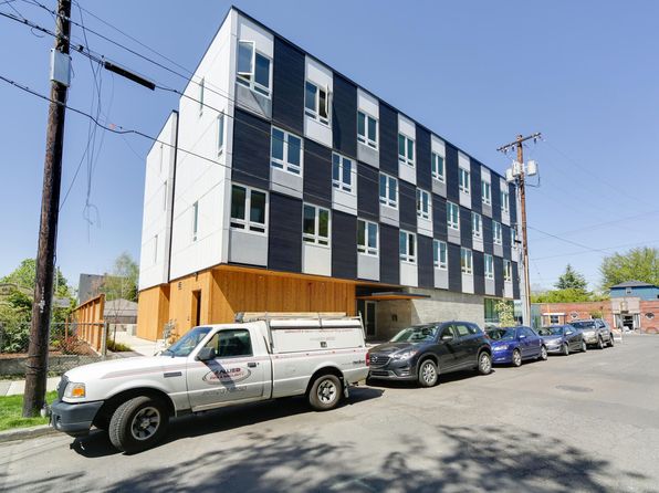 1525 SE 44th Ave #204