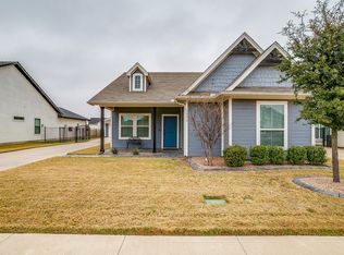 1576 Lizzie Ln, Burleson, TX 76028