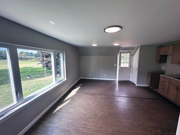140 Ingraham Rd #1